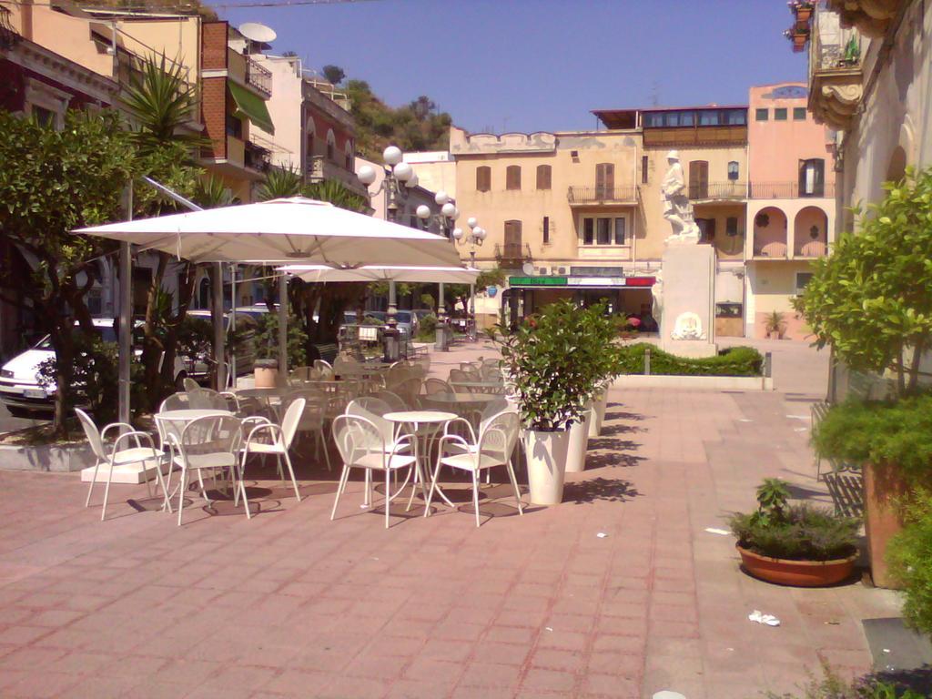 Lina House Lejlighed Giardini Naxos Værelse billede